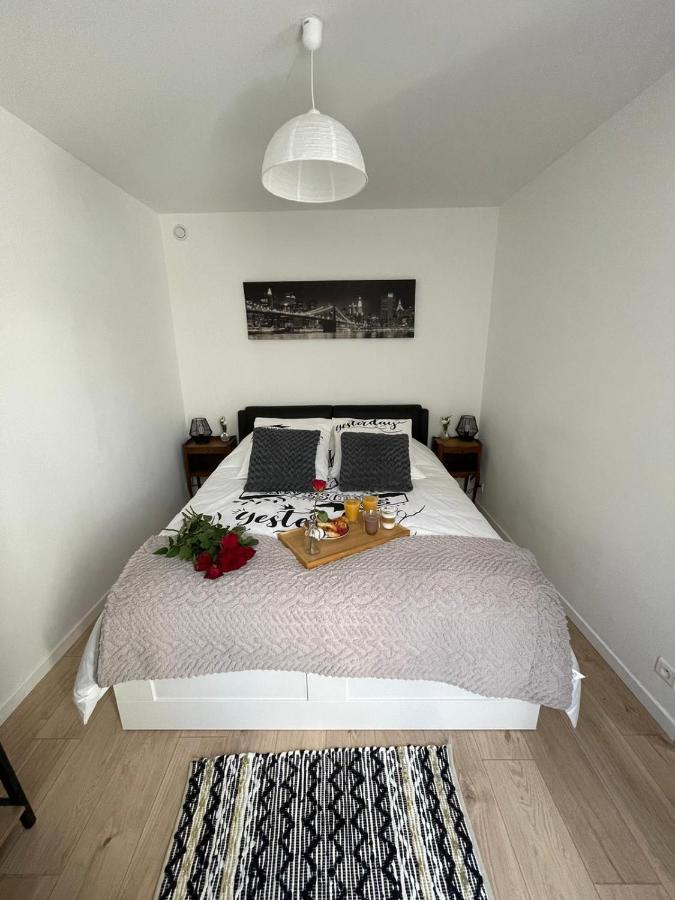 Keys&Home L'Escapade Parisienne - T2 Cosy & Confort Le Raincy Exterior foto